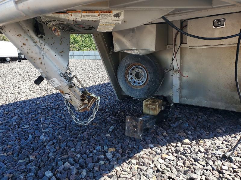 2011 Cimr 2011 Cimarron LX3HG18706270E Horse Trailer