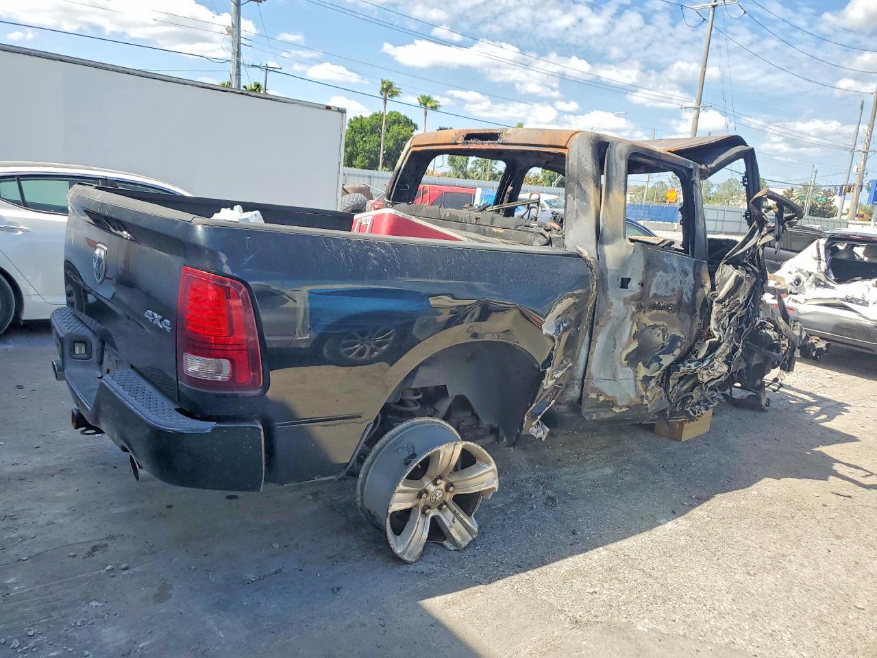 2014 Dodge RAM 1500 Sport