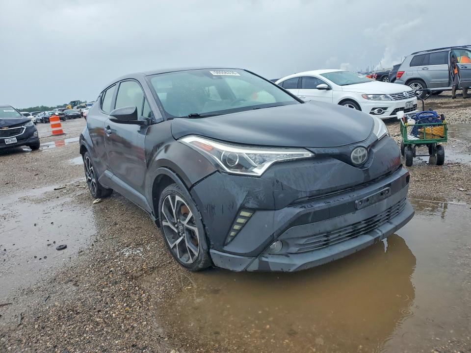 2019 Toyota C-hr xle