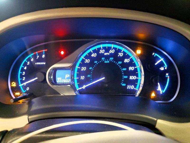 2011 Toyota Sienna xle 7-passenger