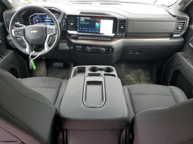2025 Chevrolet Silverado K1500 LT