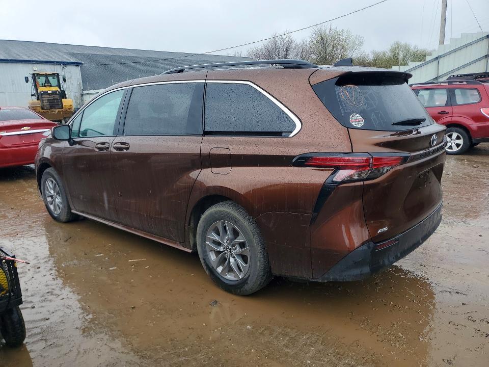 2022 Toyota Sienna le