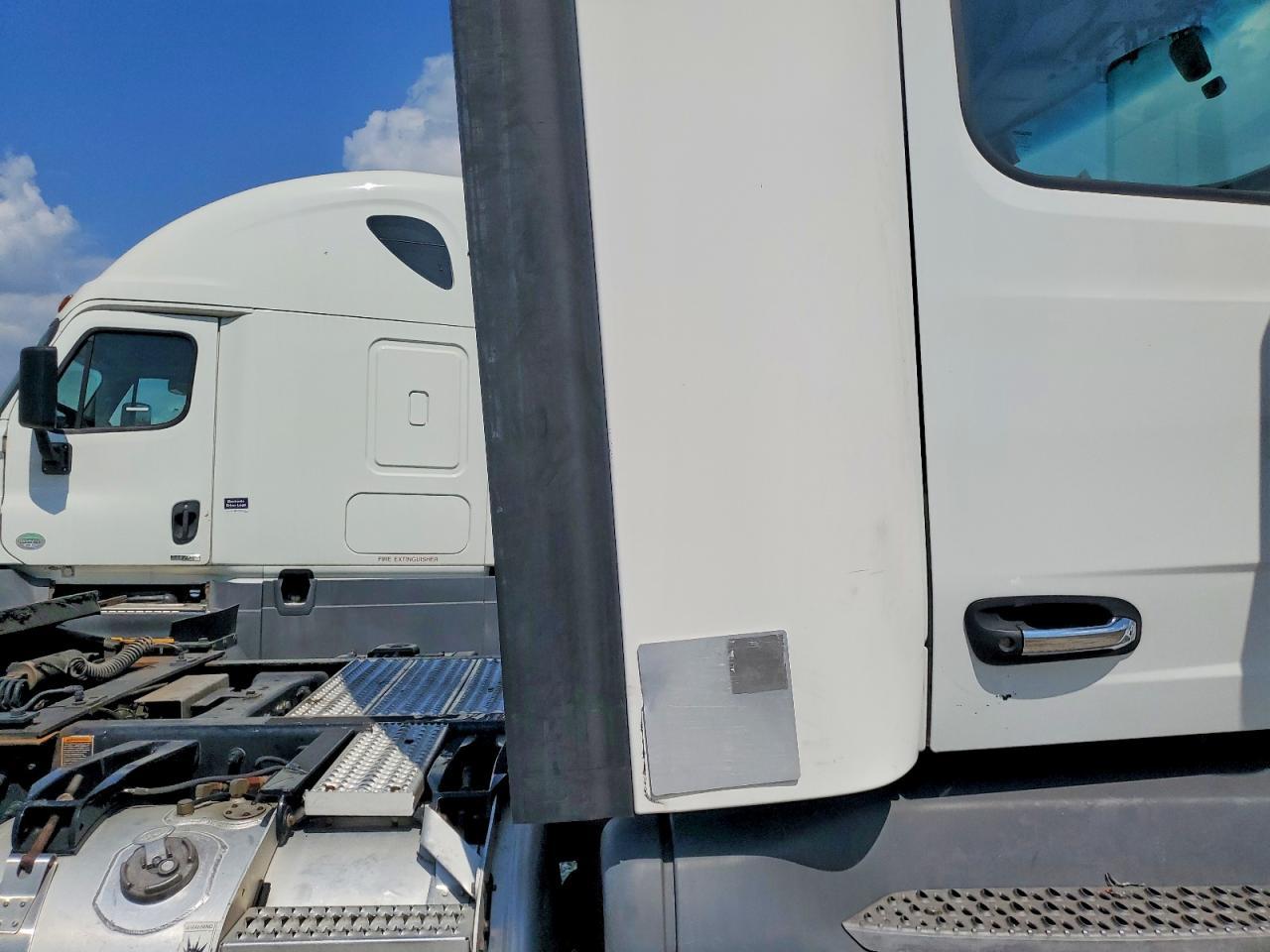 2018 Peterbilt 579 Semi Truck