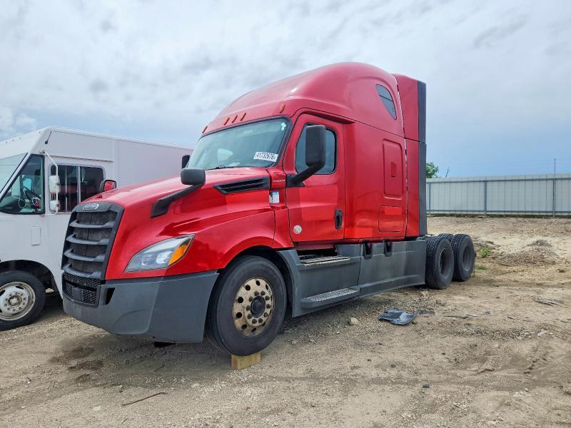 2020 Freightliner Cascadia 126 Semi Truck