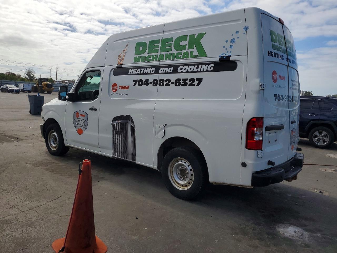 2019 Nissan NV 2500 HD SV