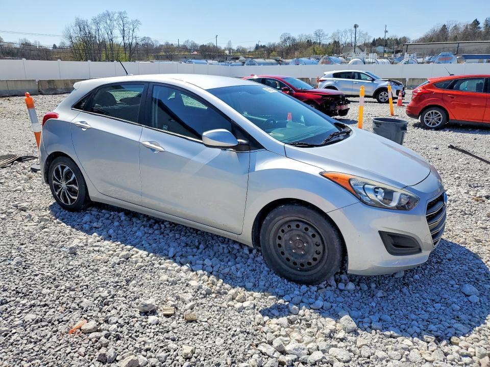 2016 Hyundai Elantra gt Base