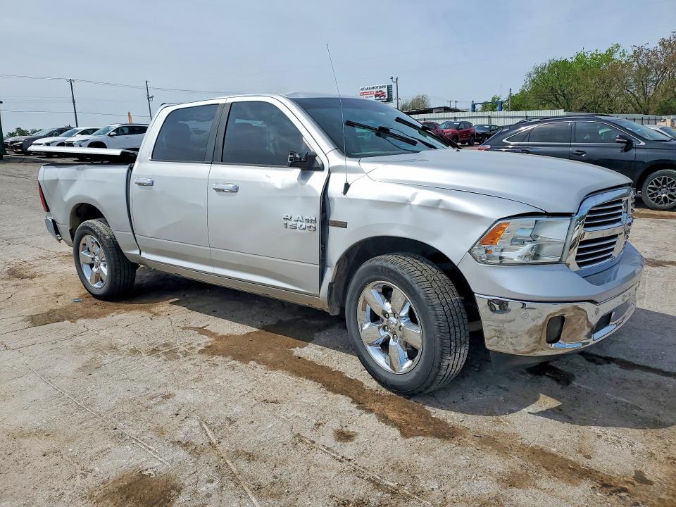 2015 Dodge RAM 1500 SLT