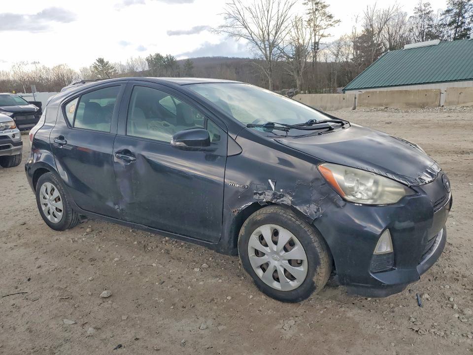 2013 Toyota Prius c one