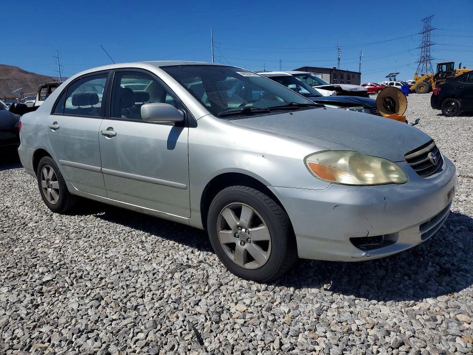 2003 Toyota Corolla le