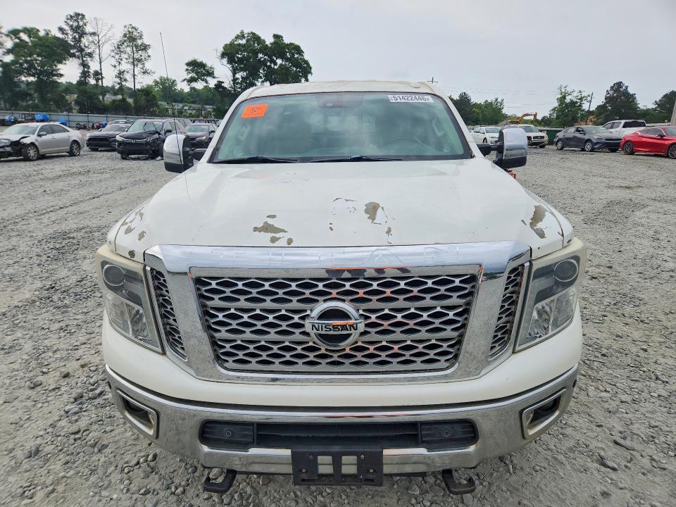 2016 Nissan Titan XD SL
