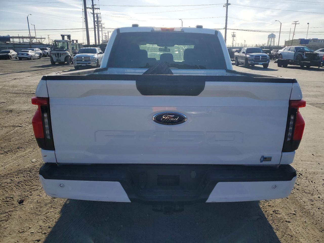 2023 Ford F150 Lightning PRO