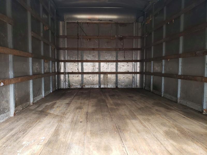 2005 Freigliner 2005 Freightliner Sprinter BOX Truck