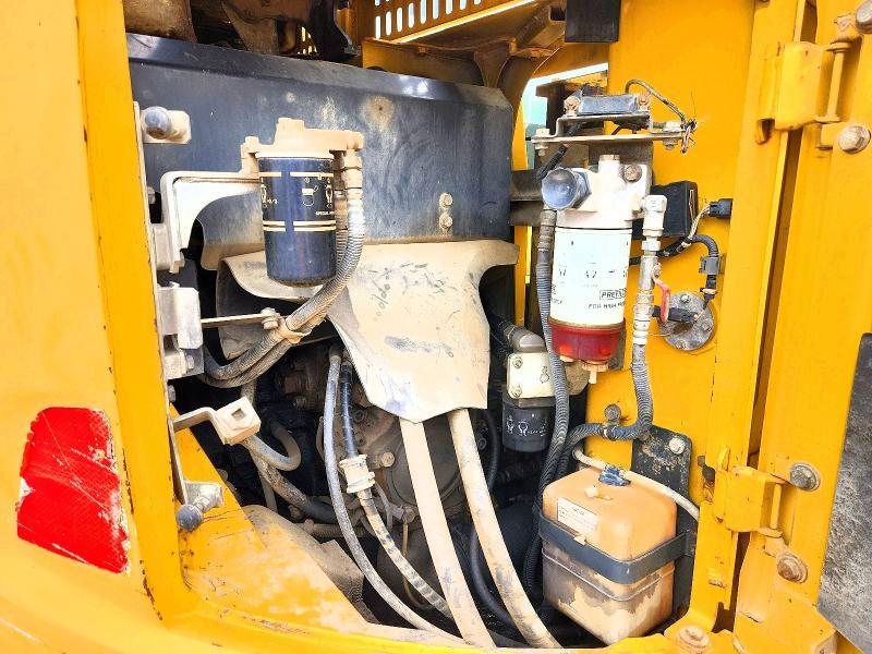 2014 Komatsu PC138USLC-10 Excavator