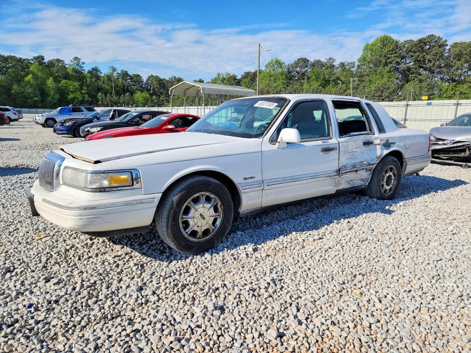 1997 Lincoln Town car Signature