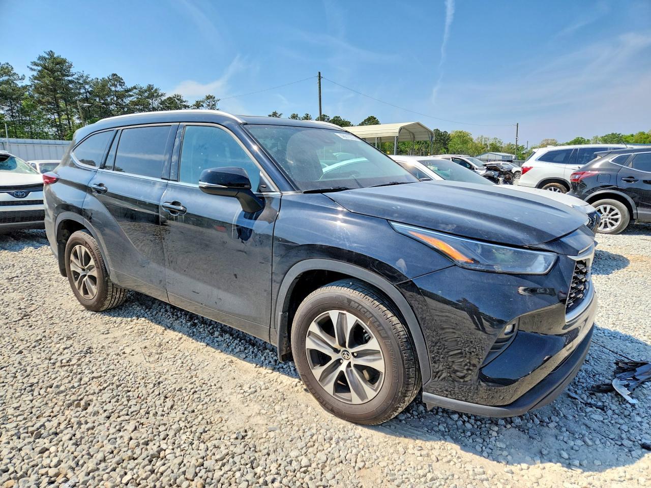 2022 Toyota Highlander xle