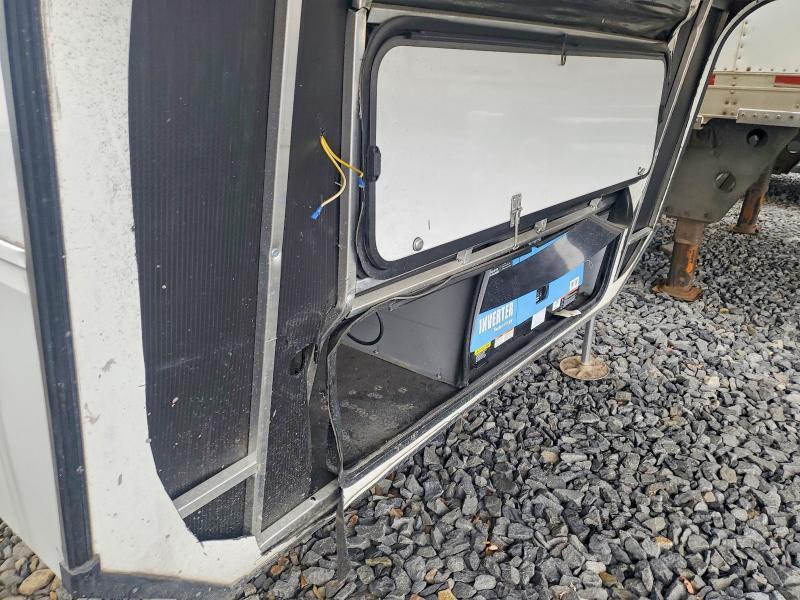 2024 Grand Design Momentum Camper