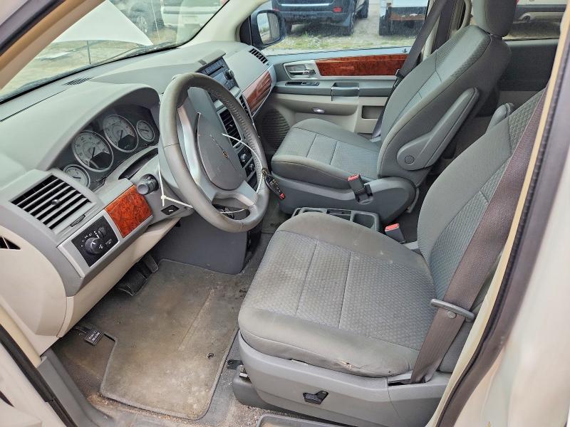 2009 Chrysler Town & Country Touring