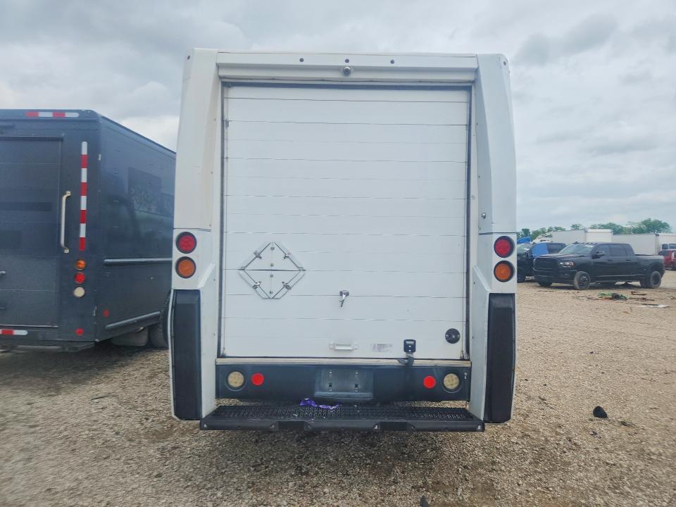 2013 Isuzu NPR HD Delivery Van
