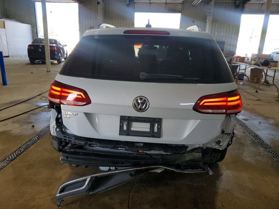 2019 Volkswagen Golf Sportwagen s