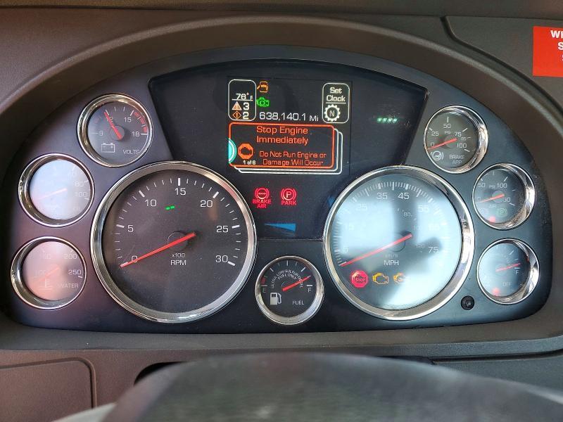 2016 Kenworth T680 Semi Truck