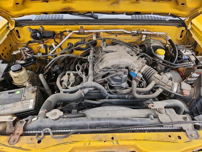 2002 Nissan Frontier XE-V6