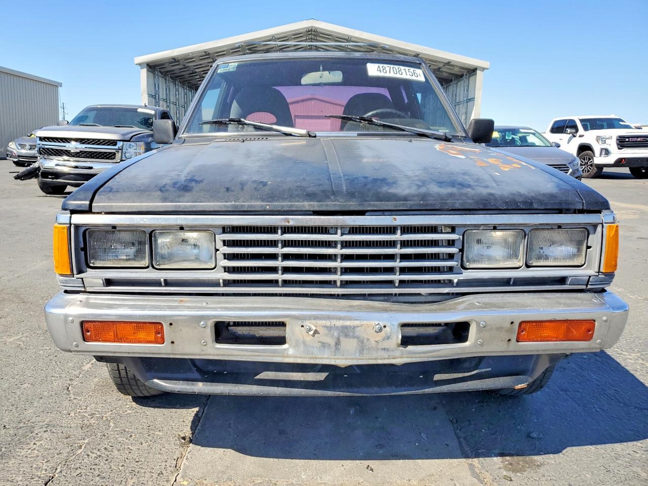 1985 Nissan Pickup Base