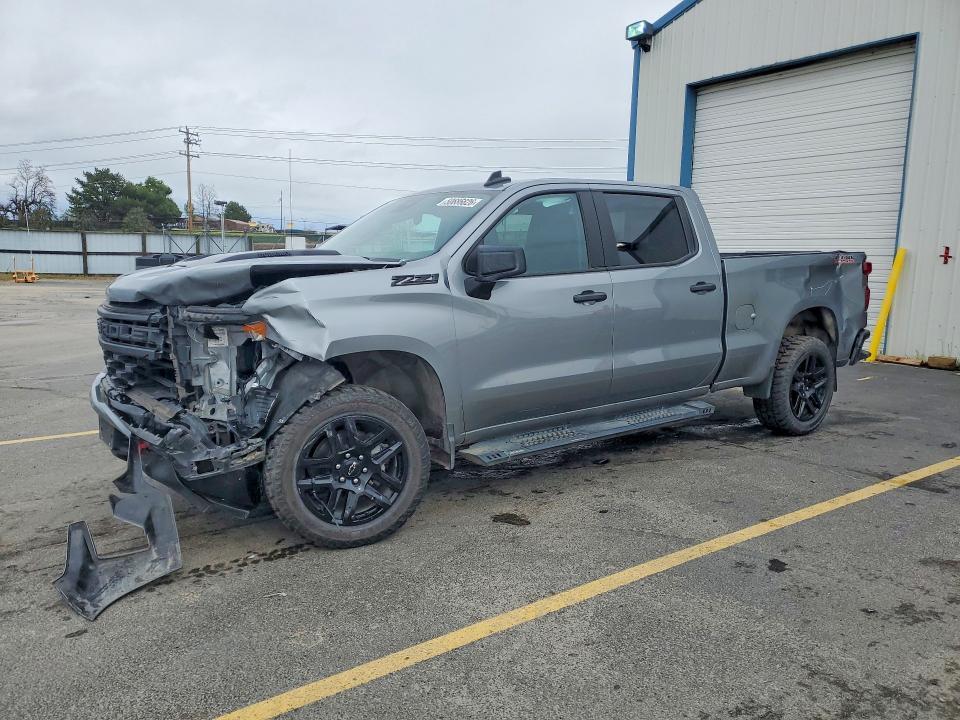 2025 Chevrolet Silverado K1500 Trail Boss Custom