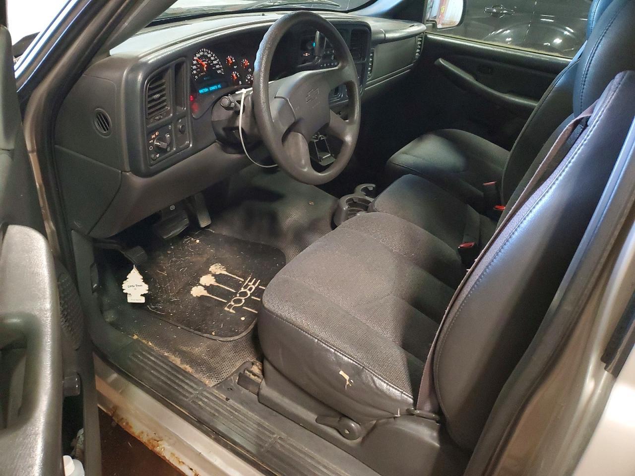 2004 Chevrolet Silverado C1500