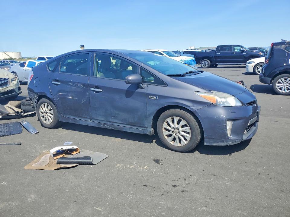 2012 Toyota Prius Plug-in Hybrid Advanced