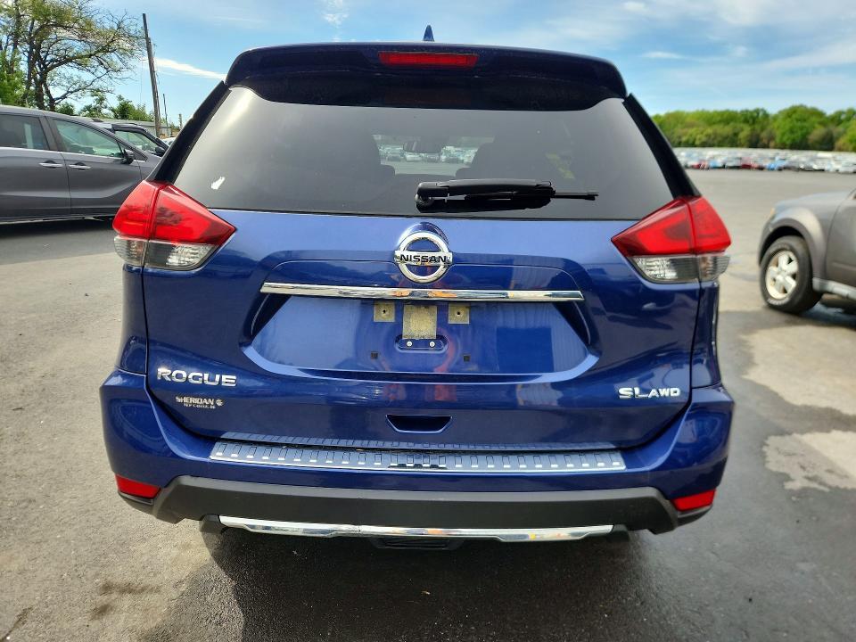 2017 Nissan Rogue sl