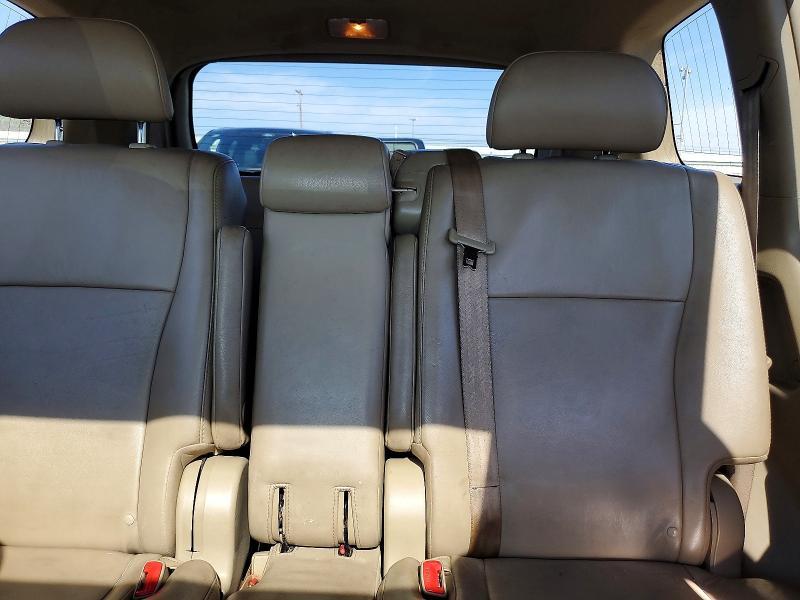 2012 Toyota Highlander se