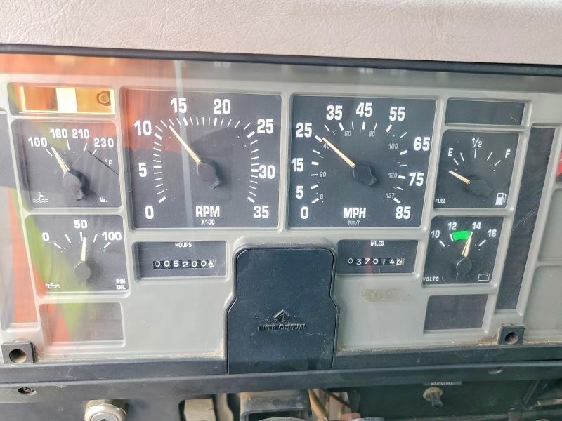 1999 International 4000 4700