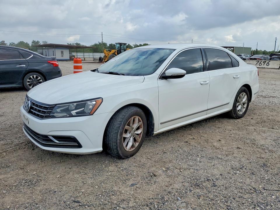 2016 Volkswagen Passat s