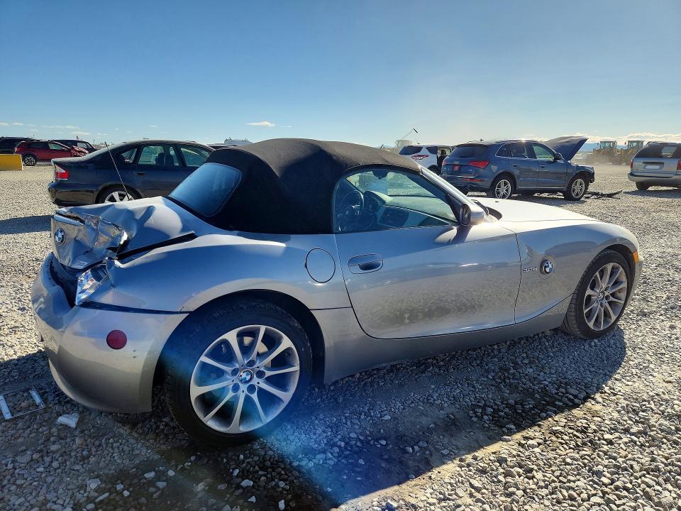 2006 BMW Z4 3.0si
