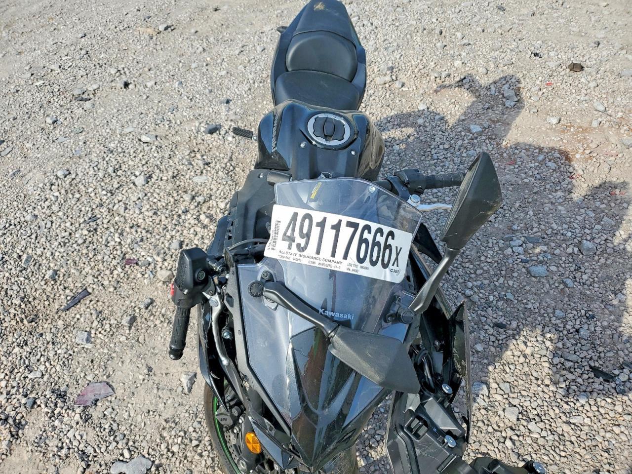 2025 Kawasaki EX650 R