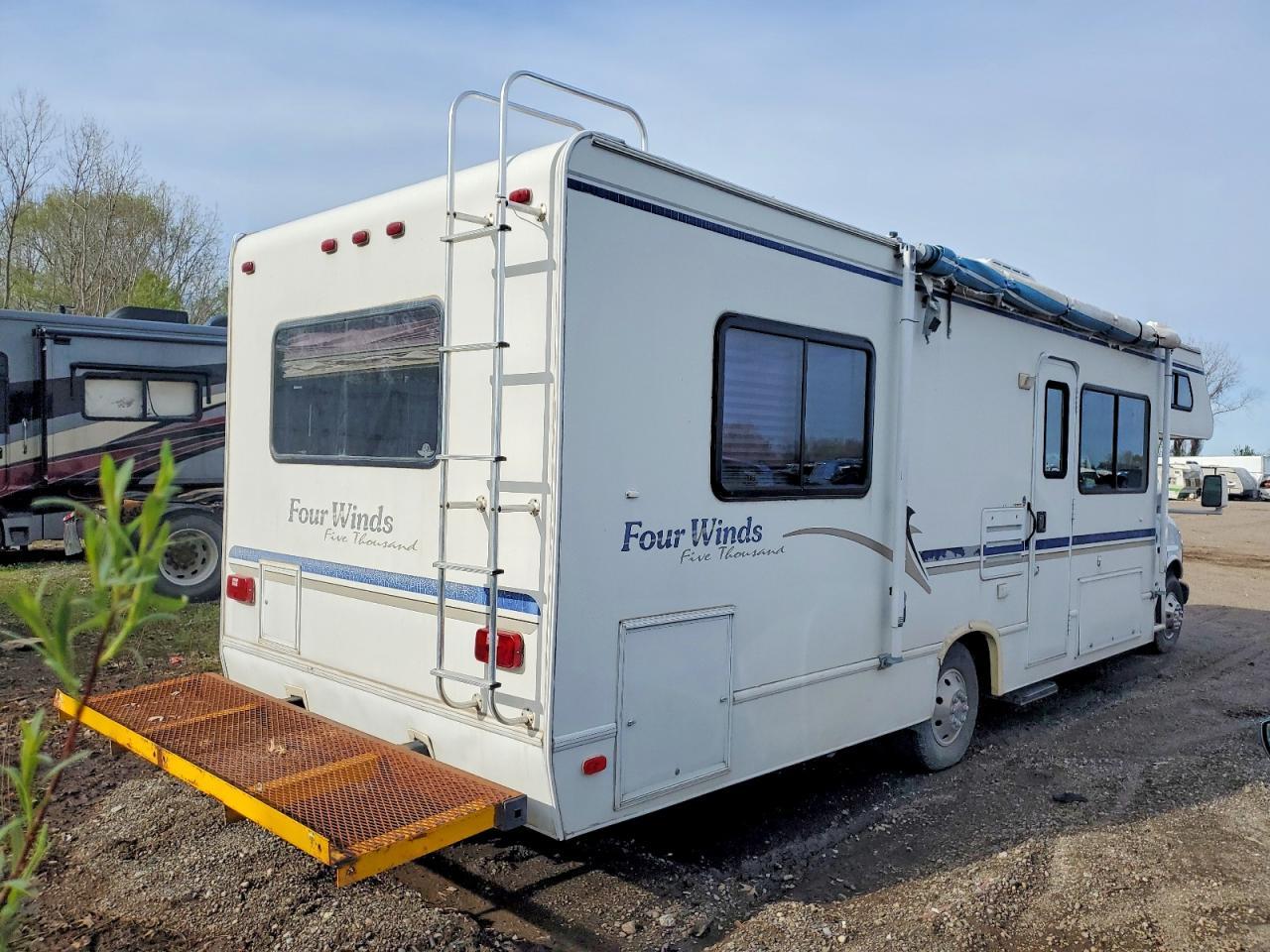2001 Four Winds RV