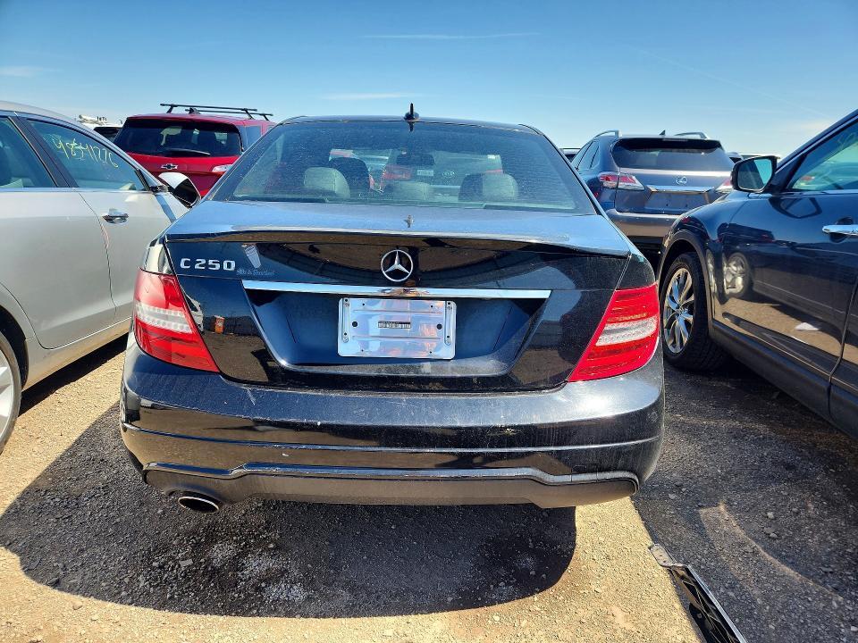 2014 Mercedes-Benz C 250