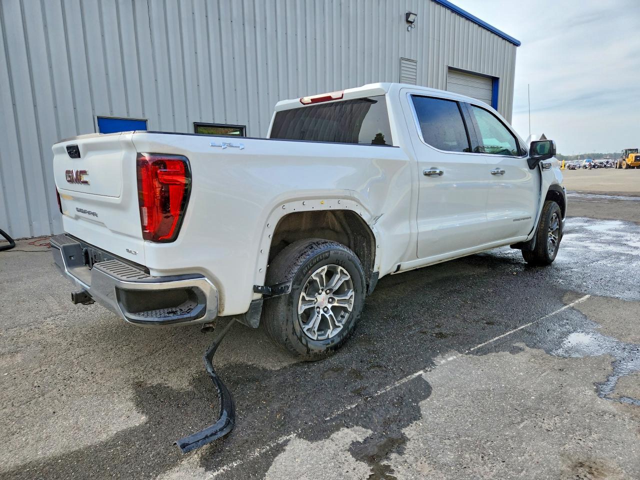 2026 GMC Sierra K1500 SLT