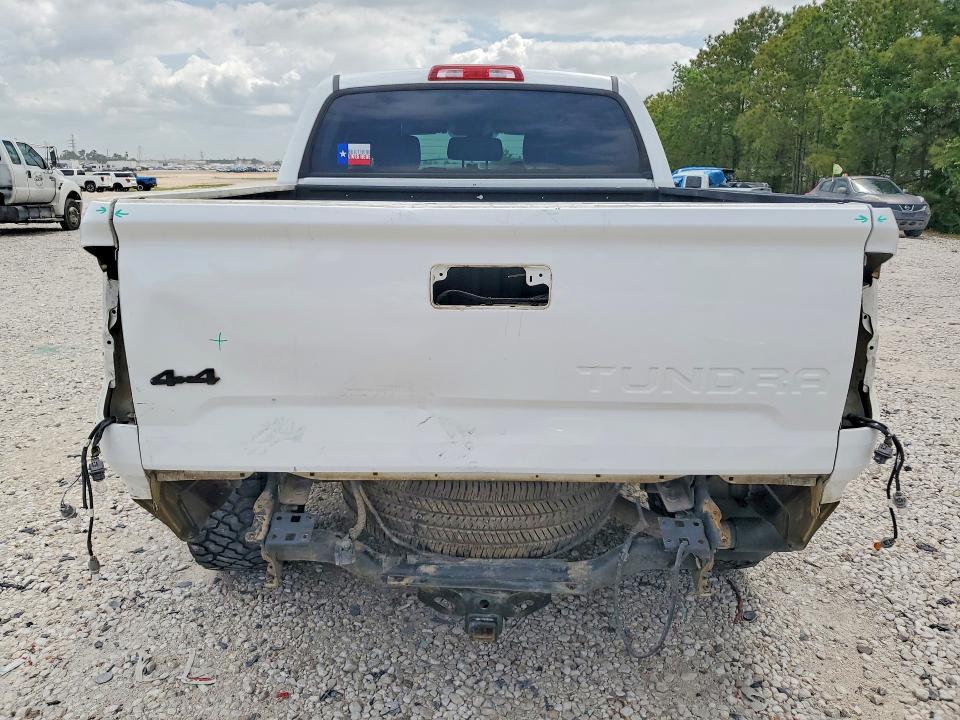 2018 Toyota Tundra SR5