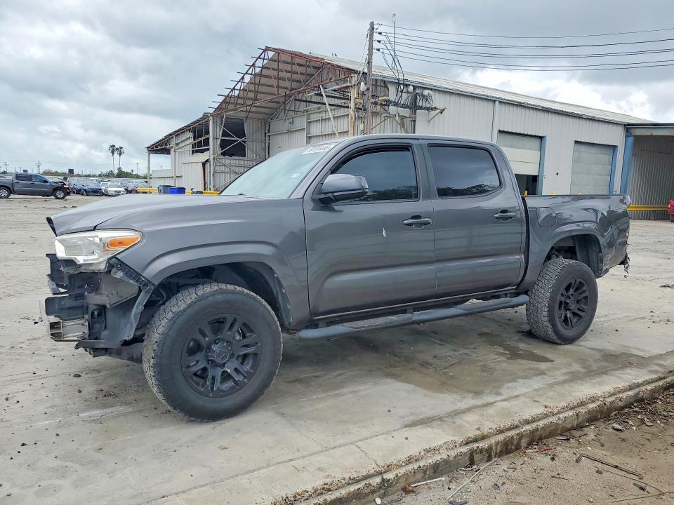 2016 Toyota Tacoma SR
