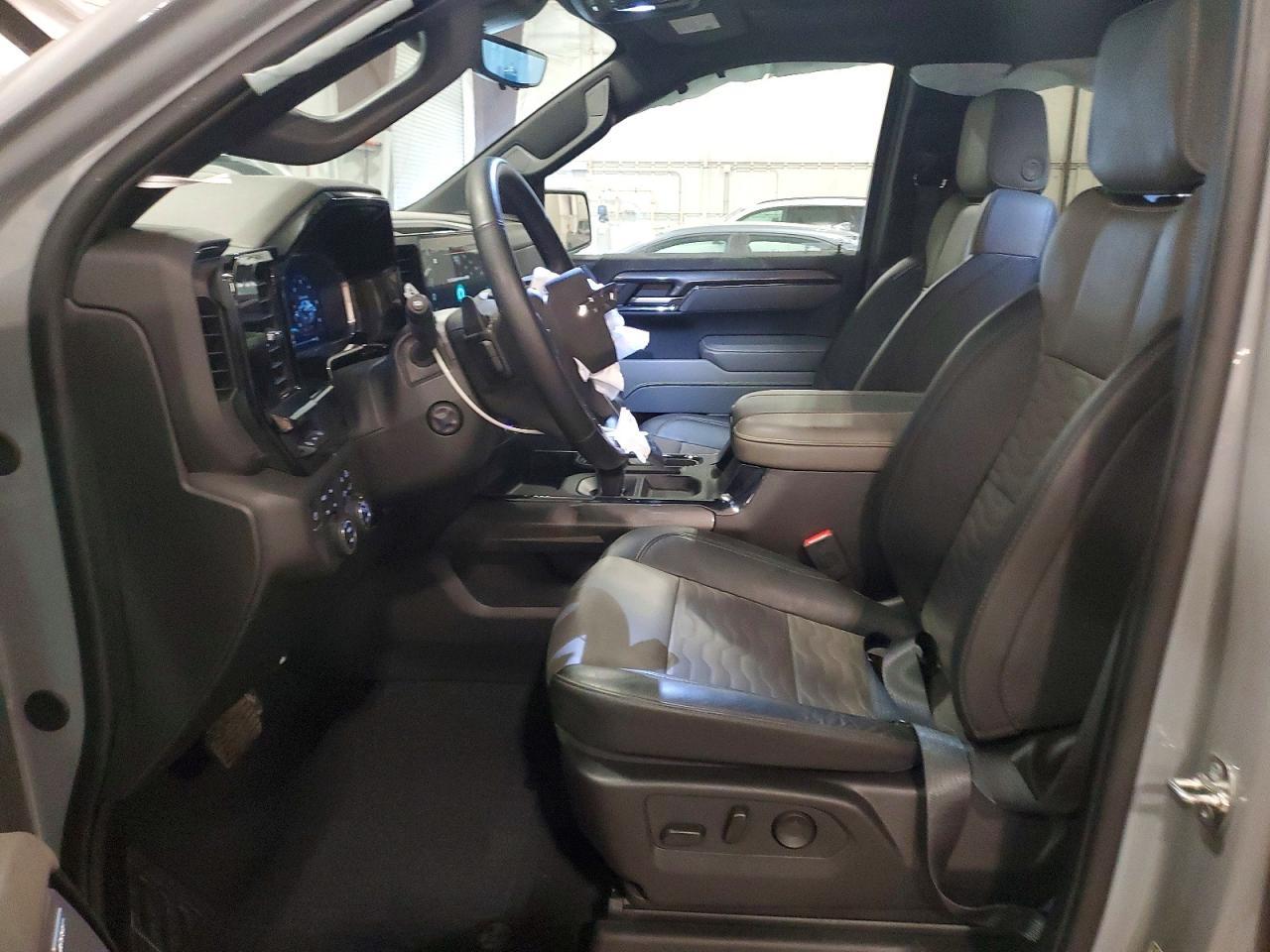 2025 Chevrolet Silverado K1500 ZR2