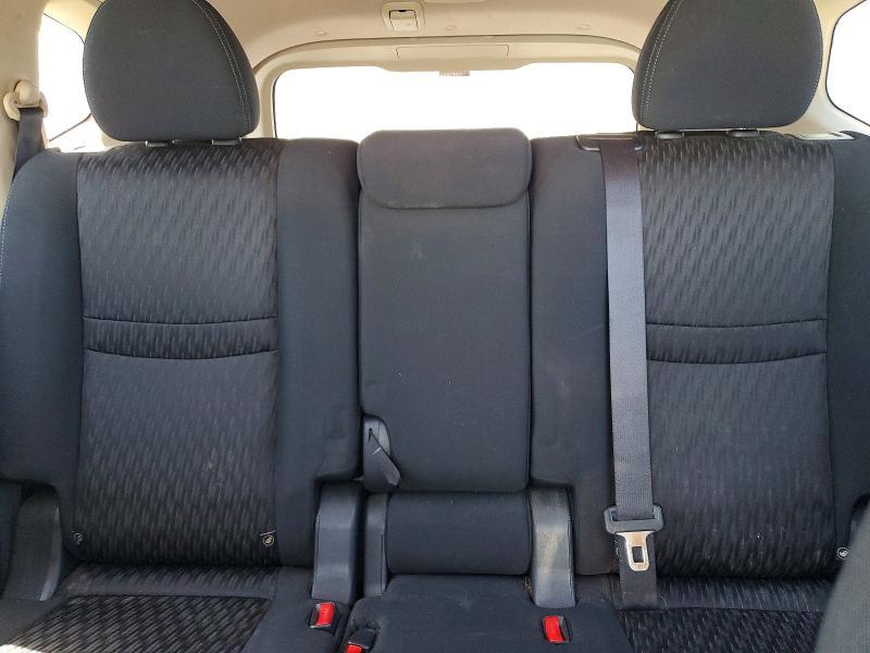 2017 Nissan Rogue sv