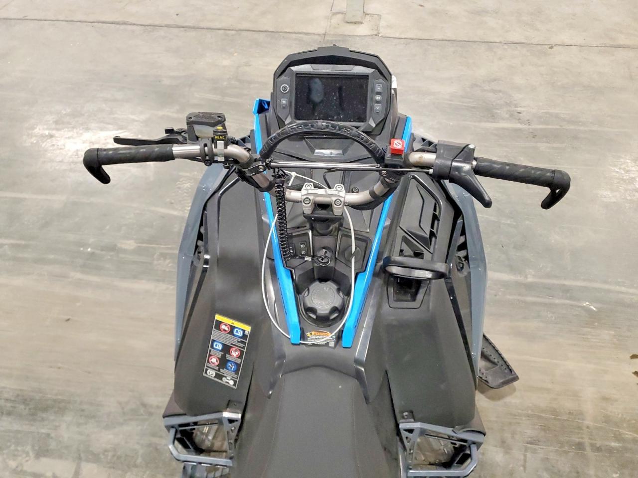 2022 Polaris Matryx