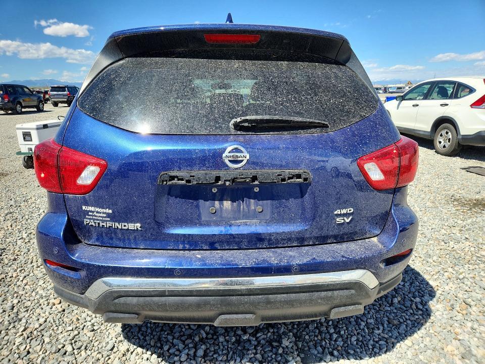 2019 Nissan Pathfinder sv