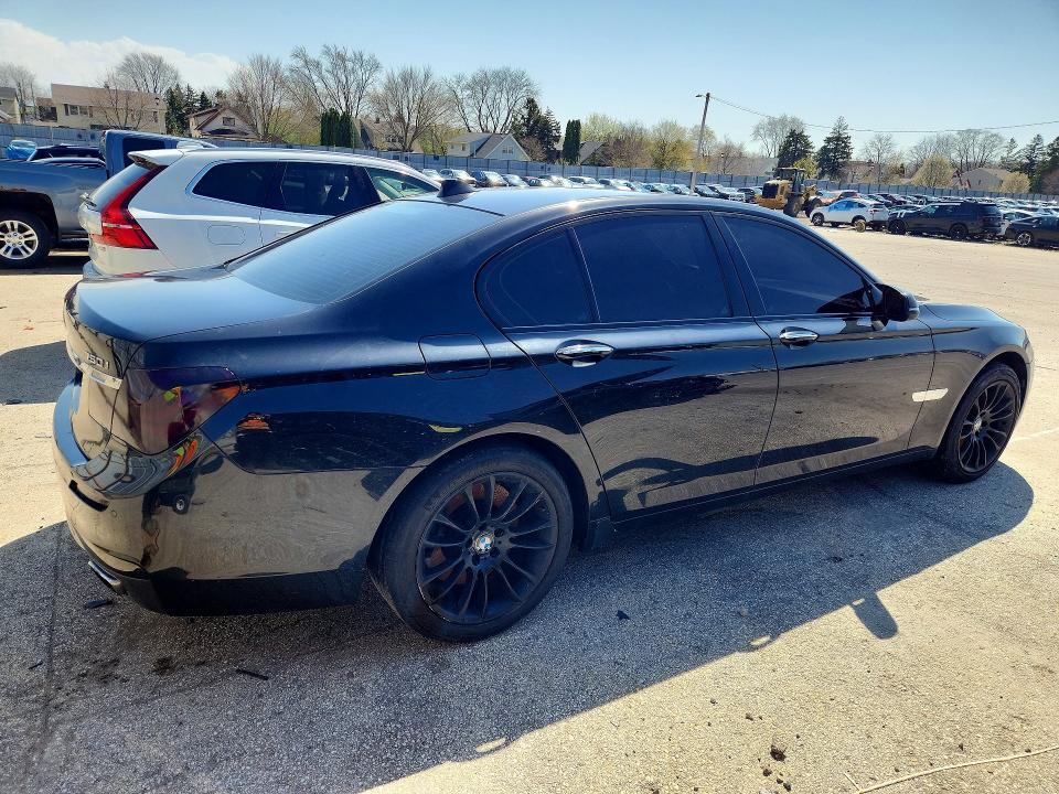 2014 BMW 750 i