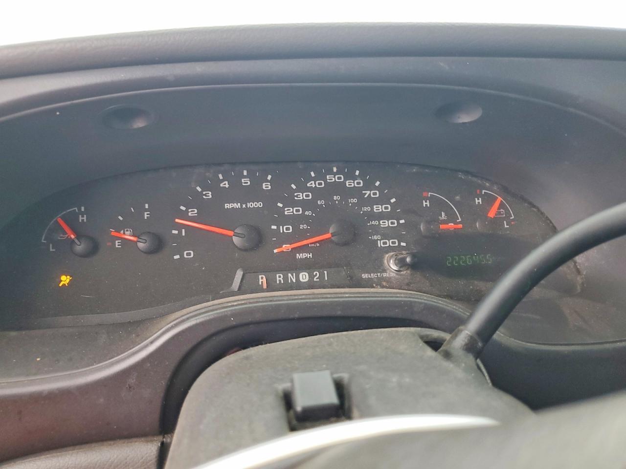 2005 Ford Econoline E250 van