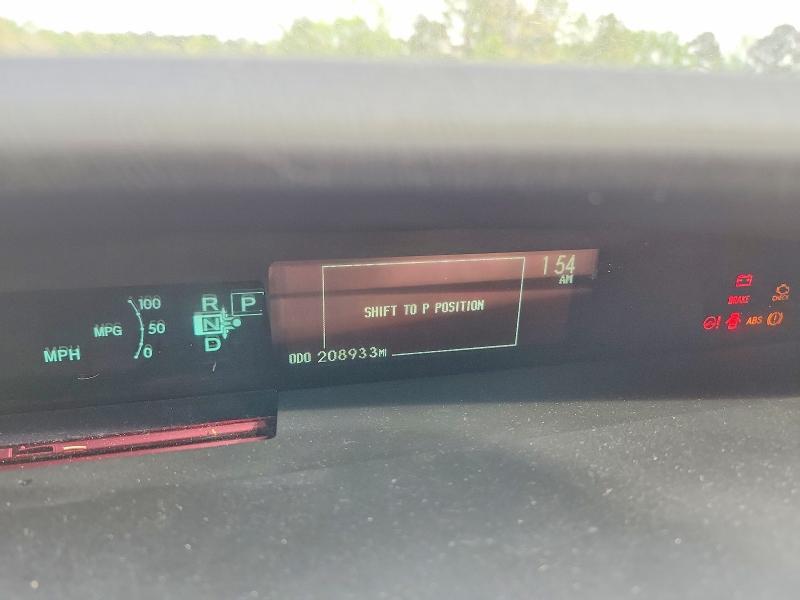 2010 Toyota Prius iii