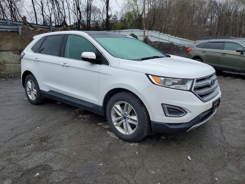 2017 Ford Edge sel