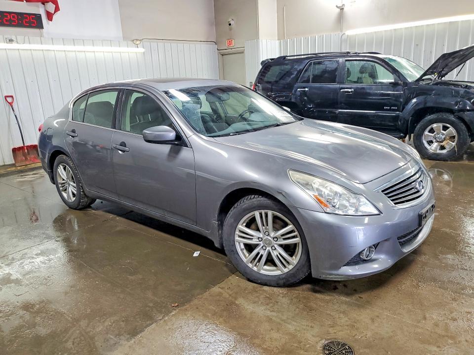 2013 Infiniti G37 Sedan x
