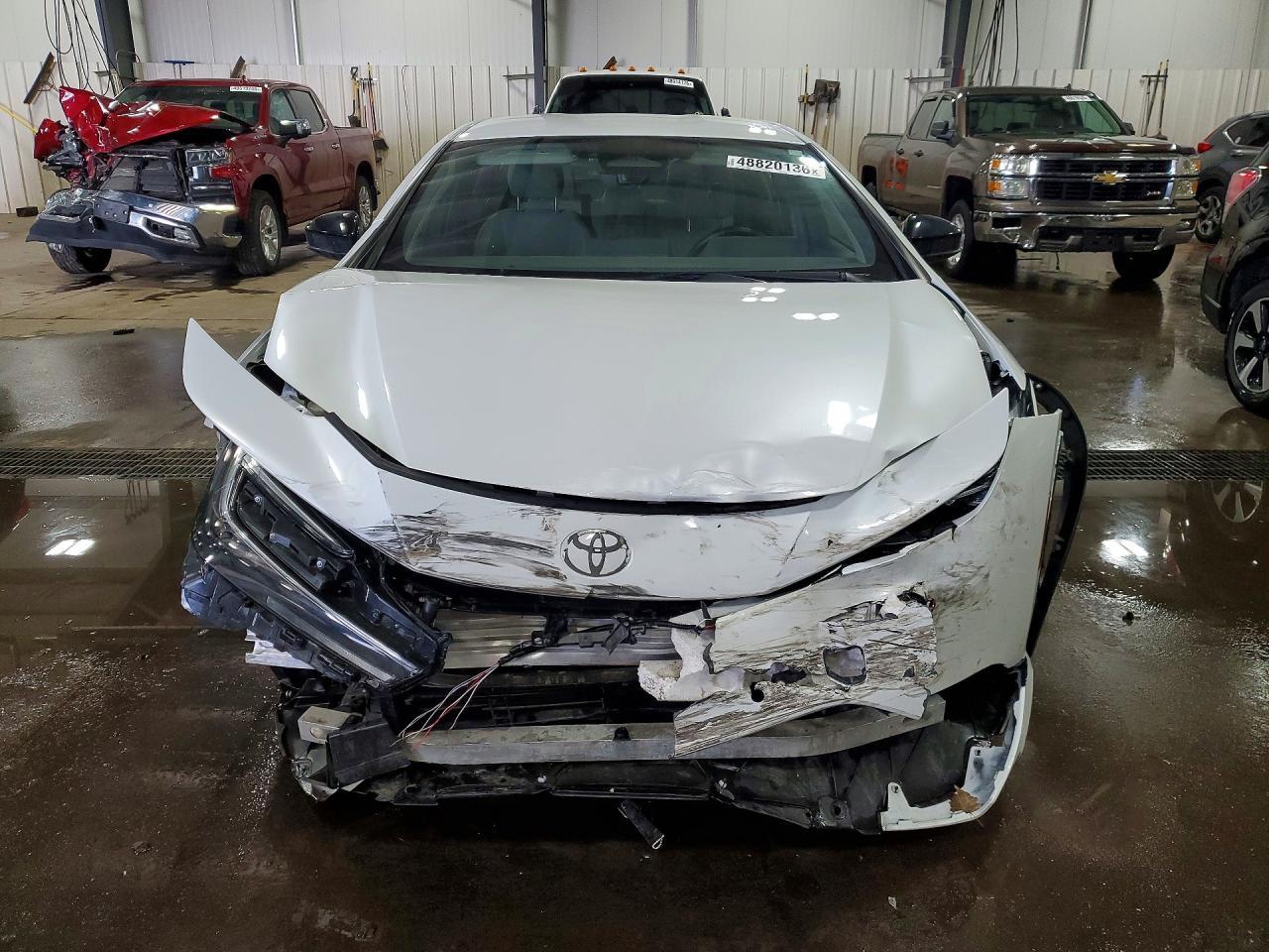 2023 Toyota Prius le